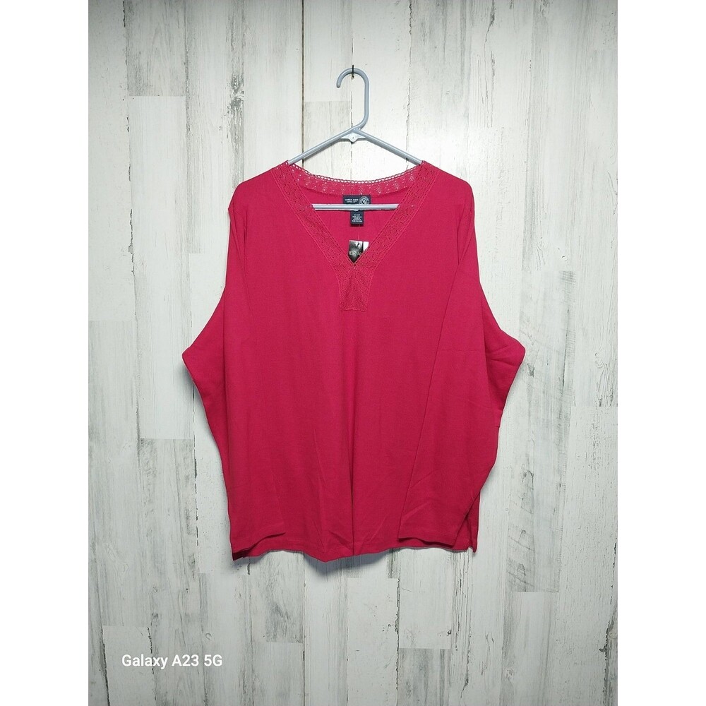 Venezia Women's V Neck Long Sleeve Top Size 22/24 Red Lace Accents